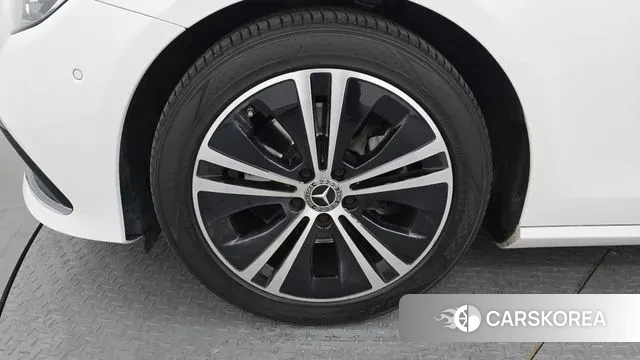 Mercedes-Benz E-Class W213 id 3621392 из Кореи 15
