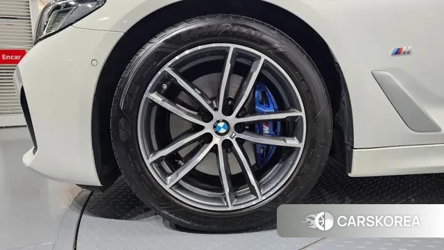 BMW 5 Series (G30) id 3373131 из Кореи 15