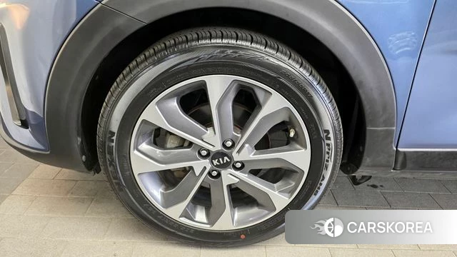 Kia Stonic id 4284034 из Кореи 15