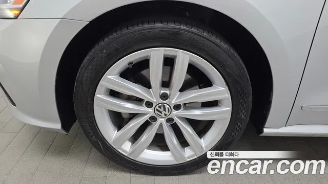 Volkswagen The New Passat id 2785342 из Кореи 15