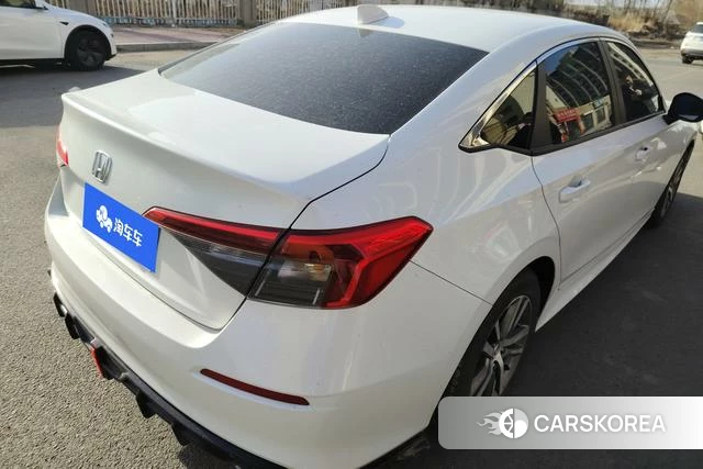 Honda Civic id 4207821 из Китая 12