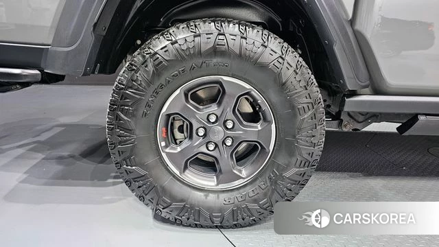 Jeep Gladiator (JT) id 3911043 из Кореи 15