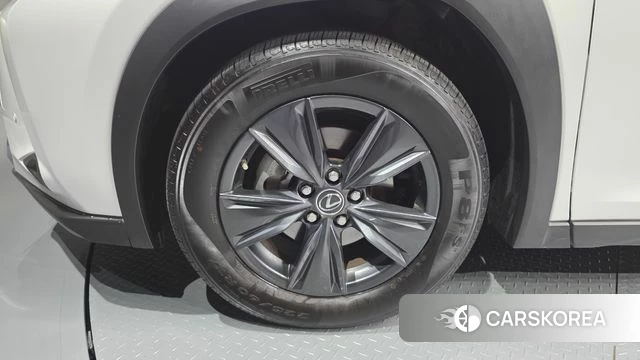 Lexus UX250h id 4322424 из Кореи 25