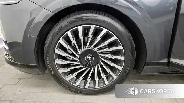 Hyundai Grandeur (GN7) id 3477954 из Кореи 15