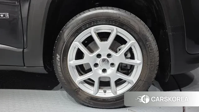 Jeep Renegade id 3468914 из Кореи 15