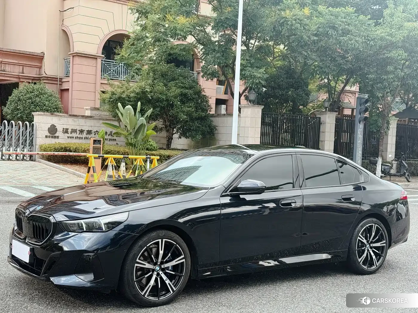 BMW 5 series id 4664608 из Китая 16