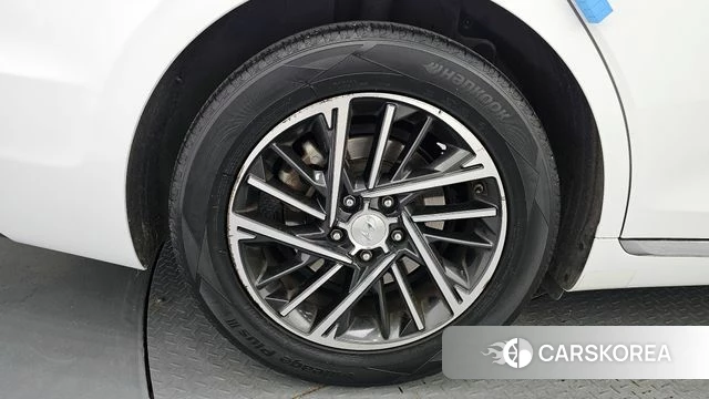 Hyundai The New Grandeur IG id 4187443 из Кореи 15