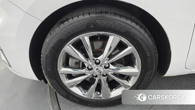 Kia The New Carnival id 4371047 из Кореи 15