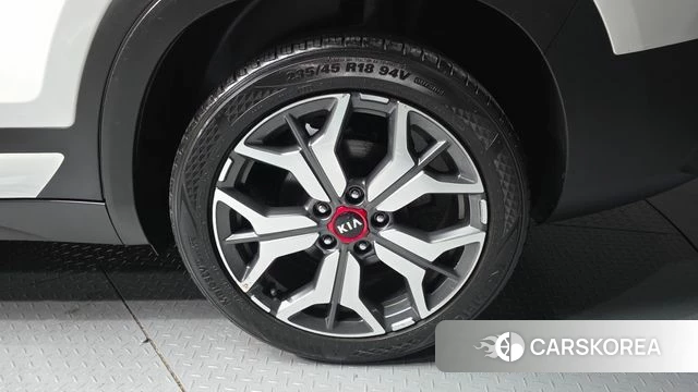 Kia Seltos id 4396617 из Кореи 26