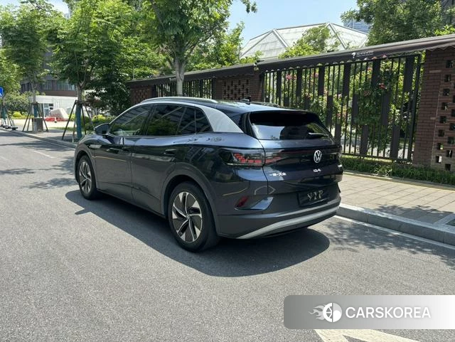 Volkswagen ID.4 CROZZ 2024 Темно-серый из Китая, фото 5