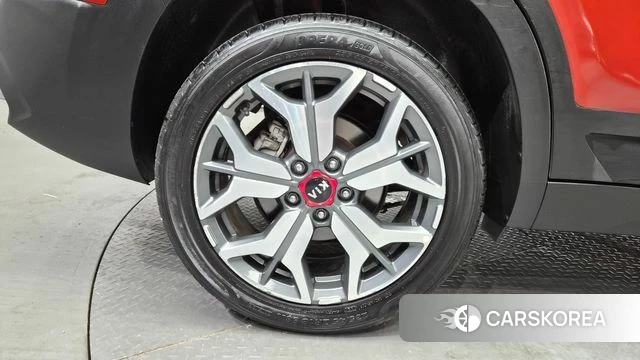 Kia Seltos id 4775709 из Кореи 28