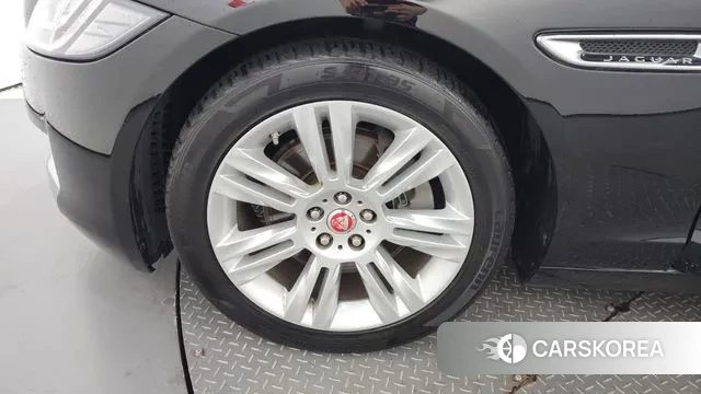 Jaguar XF (X260) id 3009442 из Кореи 15