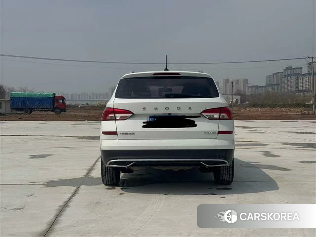 Skoda Komick 2023 Белый из Китая, фото 5