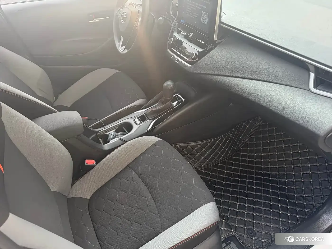 Toyota Corolla 2022 Белый из Китая, фото 5
