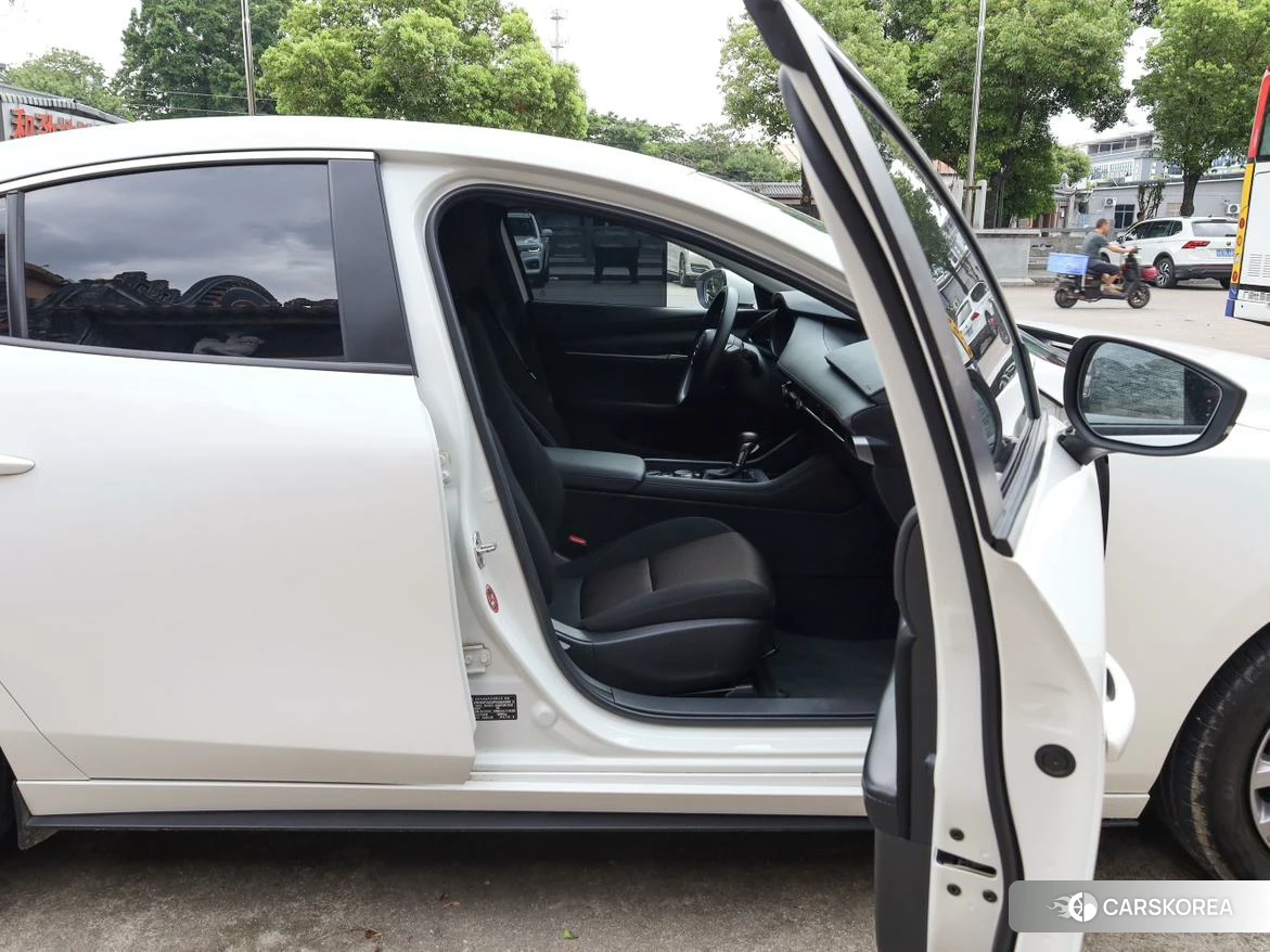 Mazda 3 id 4498893 из Китая 23