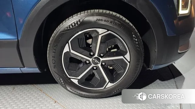 Kia Di Ol Nu Niro id 3378504 из Кореи 15