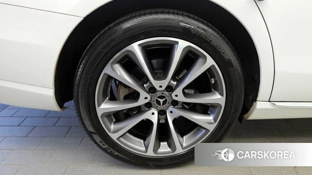 Mercedes-Benz E-Class W213 id 4203822 из Кореи 28