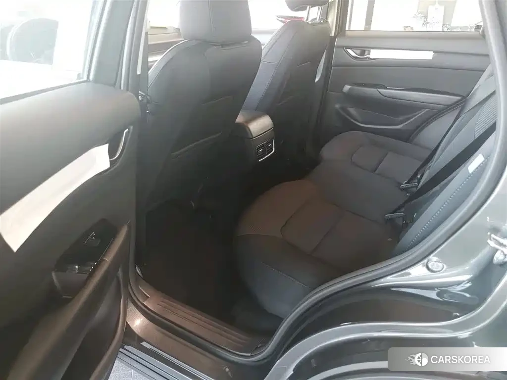 Mazda CX-5 2026 Silver/gray из Китая, фото 5