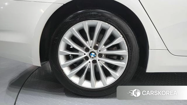 BMW 5 Series (G30) id 4742295 из Кореи 26