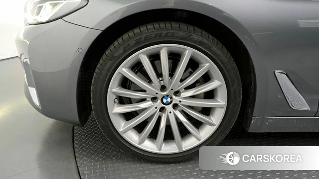 BMW 5 Series (G30) id 4302631 из Кореи 15