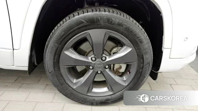 Jeep Cherokee (KL) id 3601144 из Кореи 15