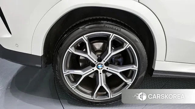 BMW X6 (G06) id 3746622 из Кореи 15