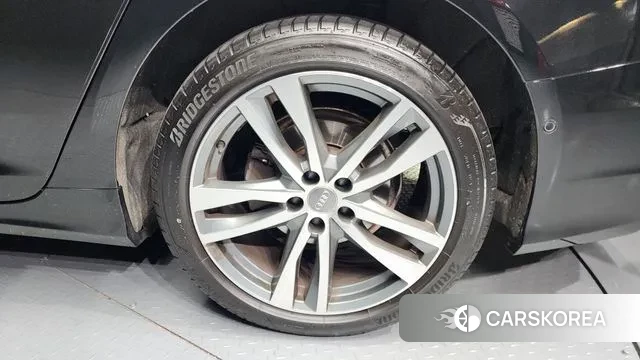 Audi A6 (C8) id 3504497 из Кореи 15