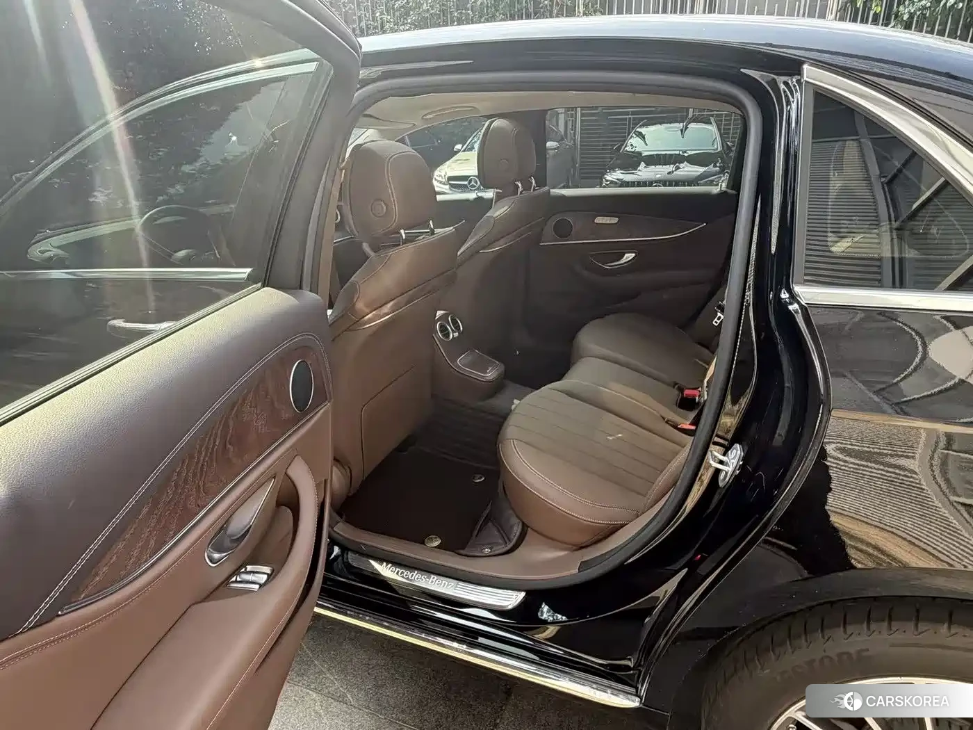 Mercedes-Benz E-Class id 4599629 из Китая 8