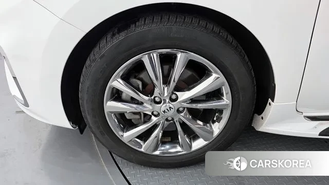 Kia The New Carnival id 2971122 из Кореи 15