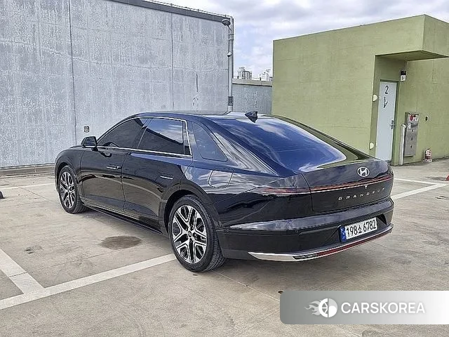 Hyundai Grandeur (GN7) id 3734849 из Кореи 15