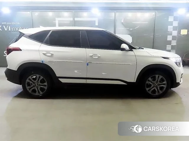 Kia Seltos id 3595348 из Кореи 15