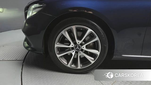 Mercedes-Benz E-Class W213 id 4642732 из Кореи 15