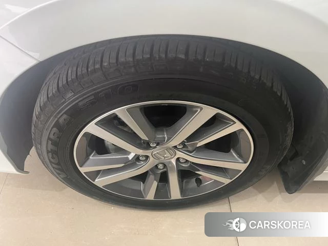 Honda Civic id 4278862 из Китая 7