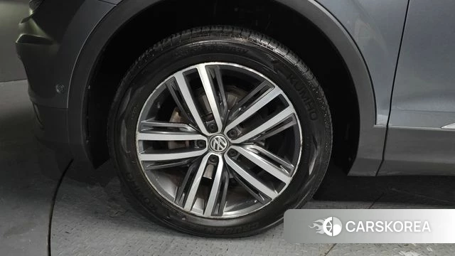 Volkswagen Tiguan Allspace id 4402562 из Кореи 29