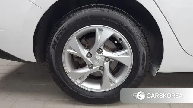 Hyundai Avante (CN7) id 3535554 из Кореи 15