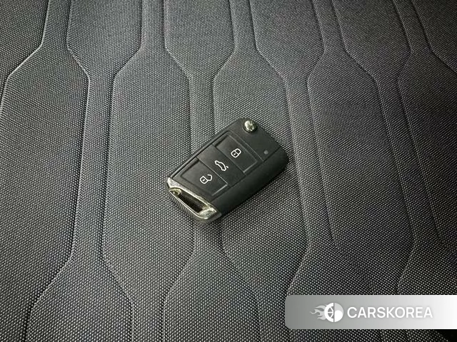 Volkswagen Tuyue id 4274372 из Китая 15