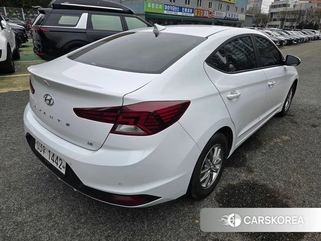 Hyundai The New Avante AD id 3873688 из Кореи 10