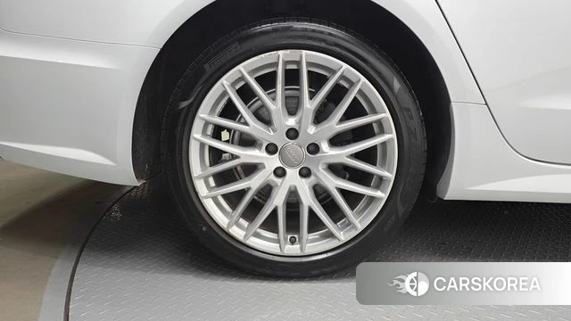 Audi New A6 id 4765463 из Кореи 31