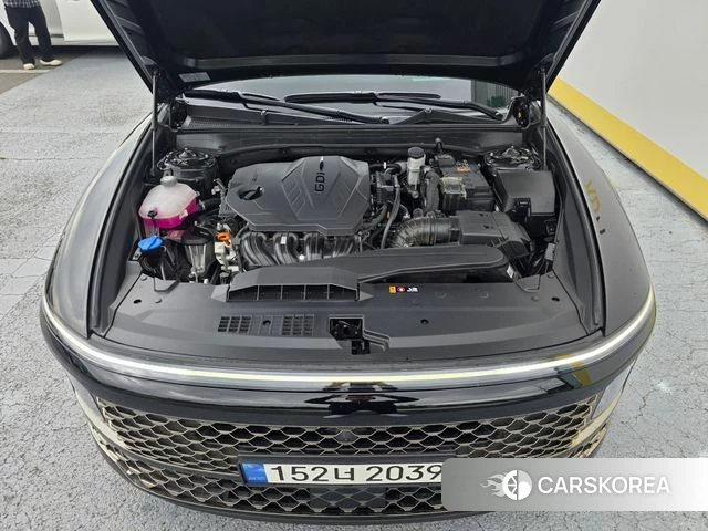 Hyundai Grandeur (GN7) id 3891290 из Кореи 13