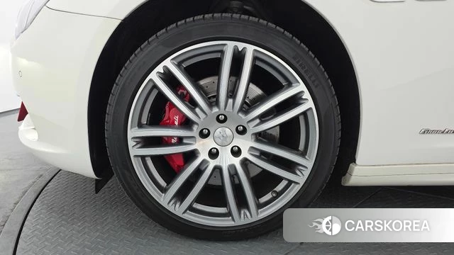 Maserati Quattroporte id 3894054 из Кореи 15