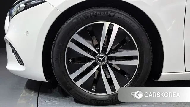 Mercedes-Benz A-Class W177 id 3443260 из Кореи 15