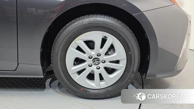 Toyota Prius 4th Generation id 4325667 из Кореи 26