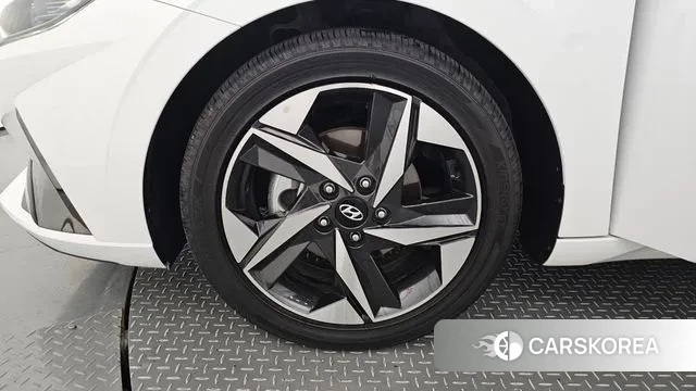 Hyundai Avante (CN7) id 2985782 из Кореи 15