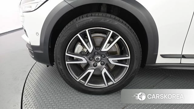 Volvo V90 Cross-Country id 4785626 из Кореи 31