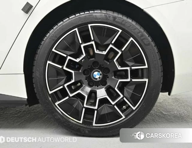 BMW i4 id 4664929 из Кореи 15