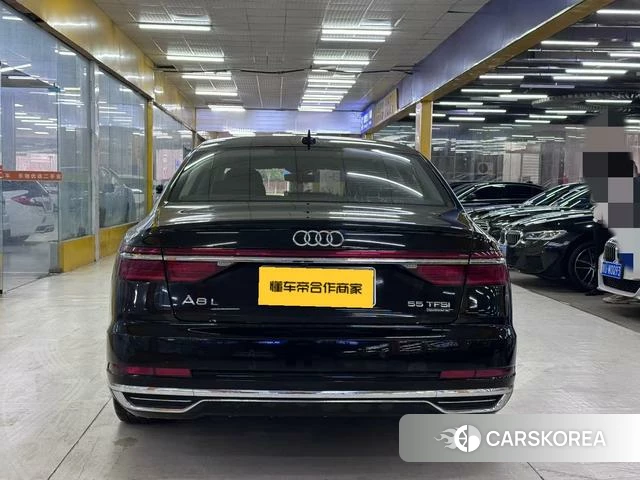Audi A8 2019 Черный из Китая, фото 5