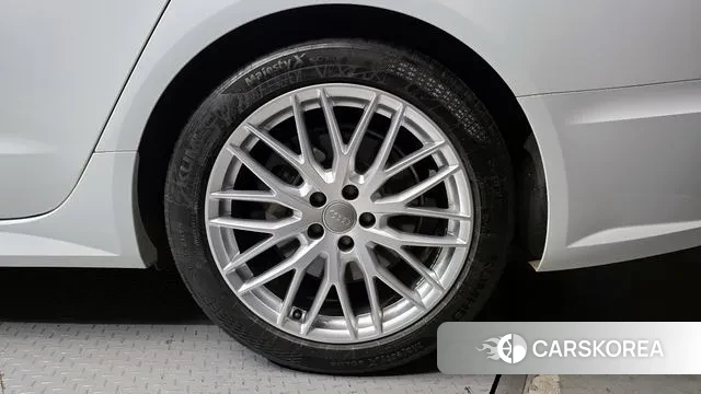 Audi New A6 id 3345091 из Кореи 15