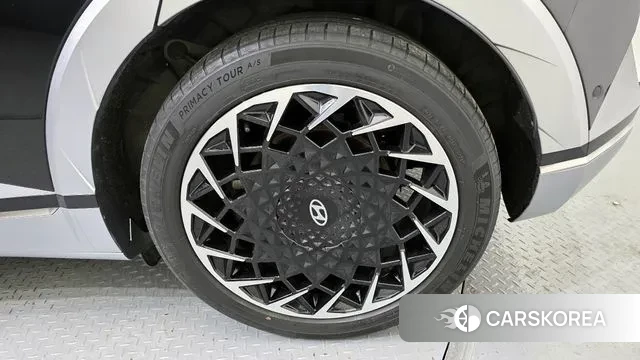 Hyundai Ionic 5 id 2959771 из Кореи 15