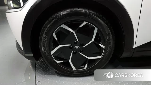 Hyundai Ionic 5 id 3691399 из Кореи 15