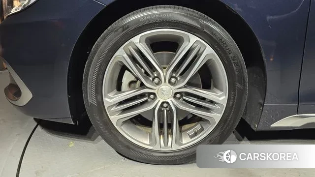 Hyundai Grandeur IG id 3656963 из Кореи 15